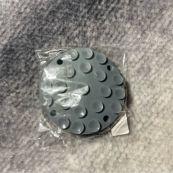 Slow Feeder Silicone Bowl Insert - Picture 4 of 8